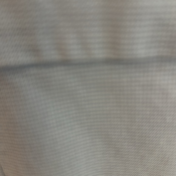 This  Lululemon versatile jumper - Picture 3 of 4